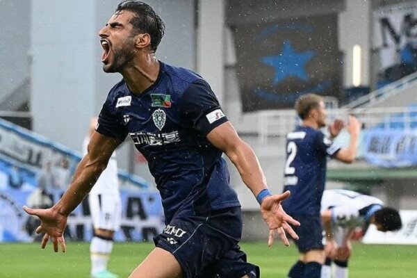 انتقام پرسپولیسی شهاب زاهدی از کاشیما با گل تماشایی در دقیقه ۹۳!